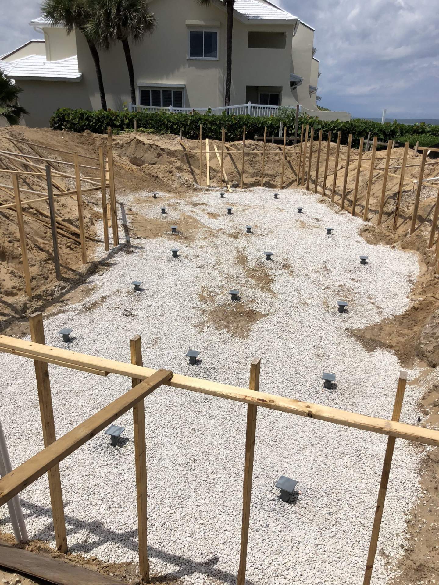 Home being built on the beach